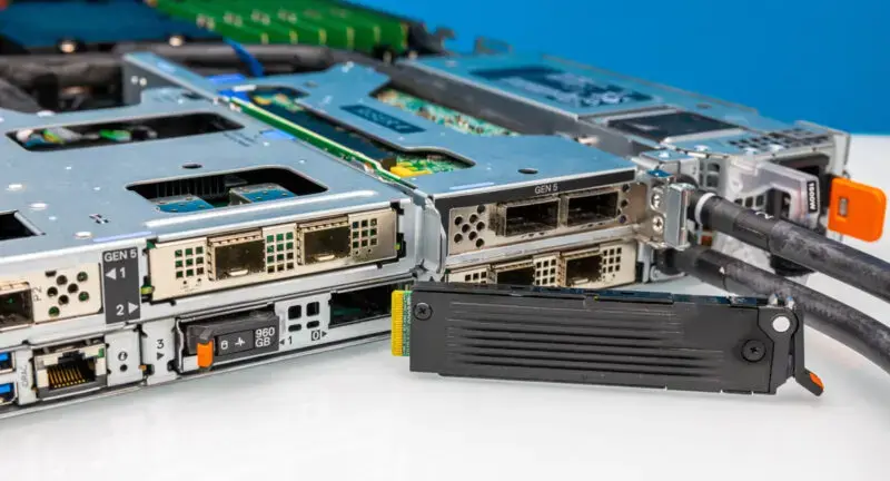 Dell PowerEdge R6715 Liquid Cooled Dell BOSS 1
