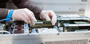 Восстановленные серверы в 2026 году спасут нас — как не разориться на DDR5