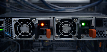 Зачем серверу два блока питания и как работает резервирование PSU